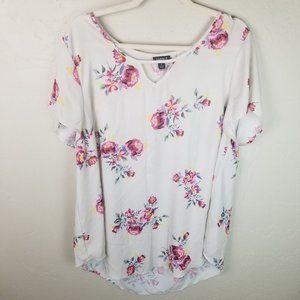 Torrid Women's Plus Size 1 Short Sleeve Cream Flor